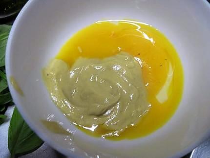 recette Sauce mayonnaise au basilic sans vinaigre.