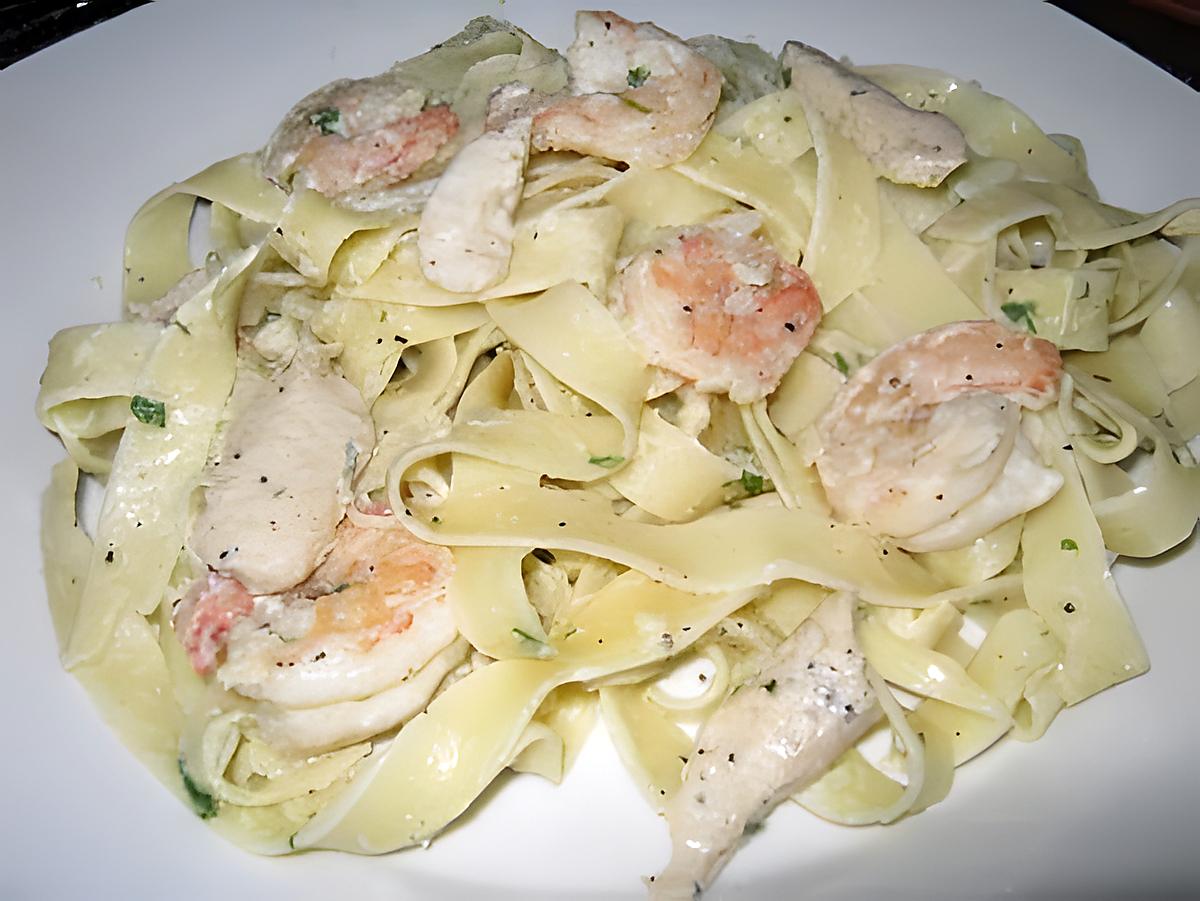 recette Tagliatelle au poulet et crevettes