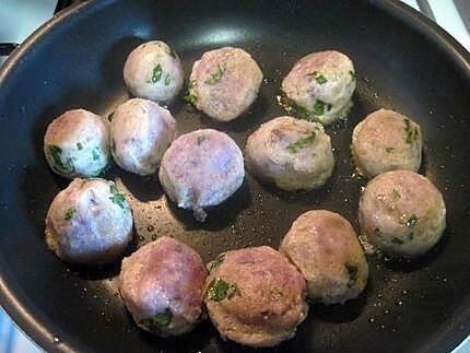 recette Boulettes de pommes de terre vitelottes au basilic.