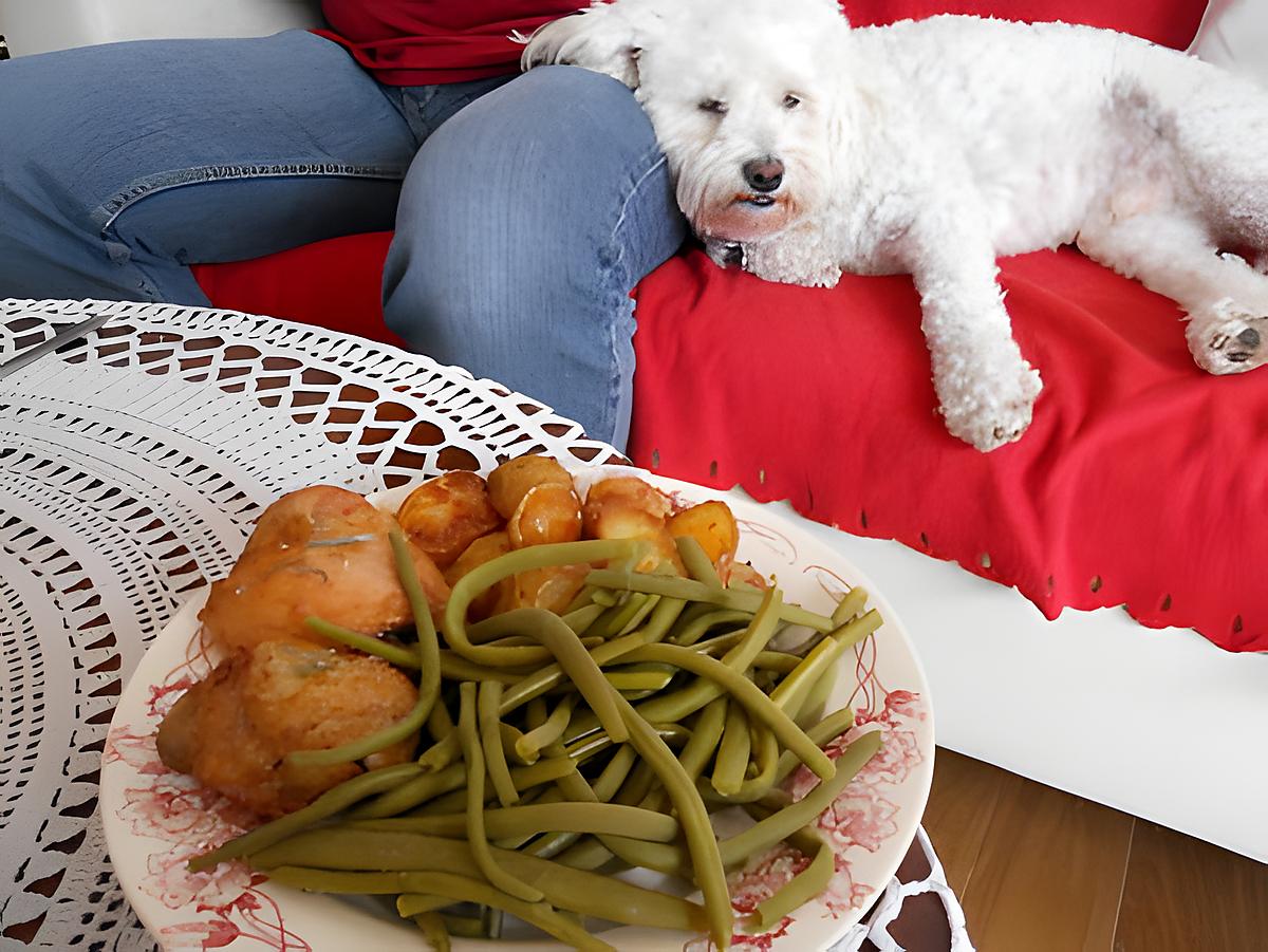 recette POULET AU ROMARIN, SES HARICOTS VERTS ET POMMES DE TERRE DU JARDIN DE MAMYLOULA