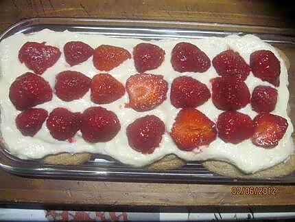 recette Tiramisu au Philadelphia aux fraises et kirsch.