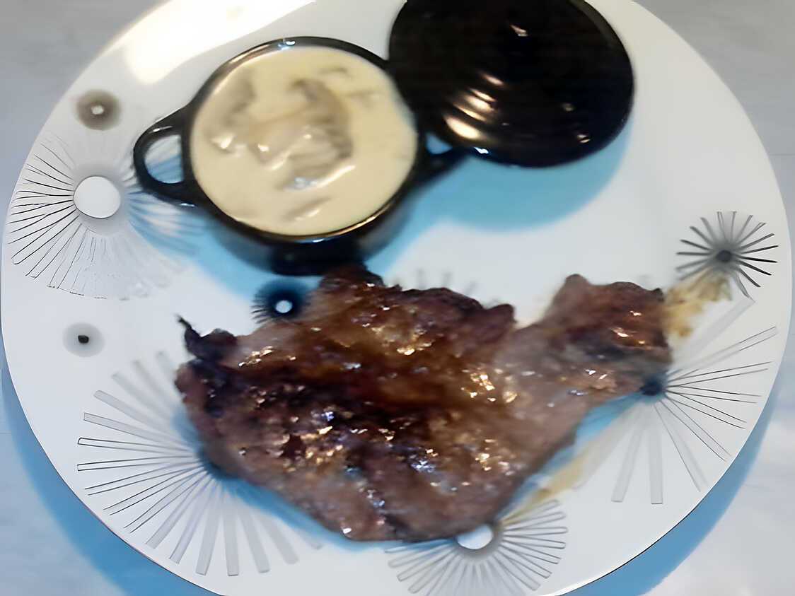 Recette de Côte de boeuf à la plancha avec une sauce au roquefort