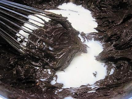 recette Gâteau au chocolat  au coulis de framboises.