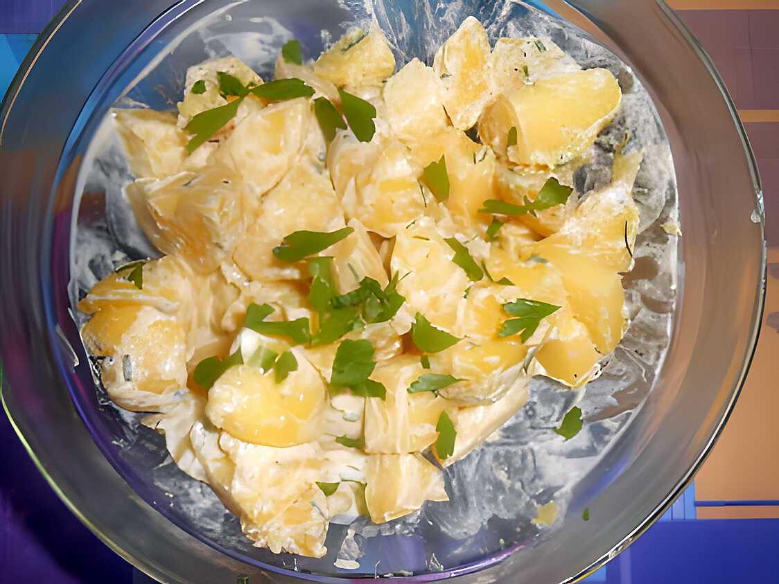 Recette de POMMES D' TERRE CREME CIBOULETTE ET MOUTARDE