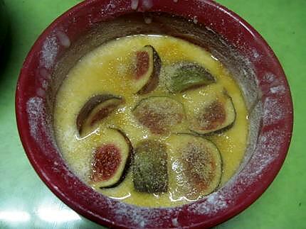 recette 3  petits clafoutis aux figues.