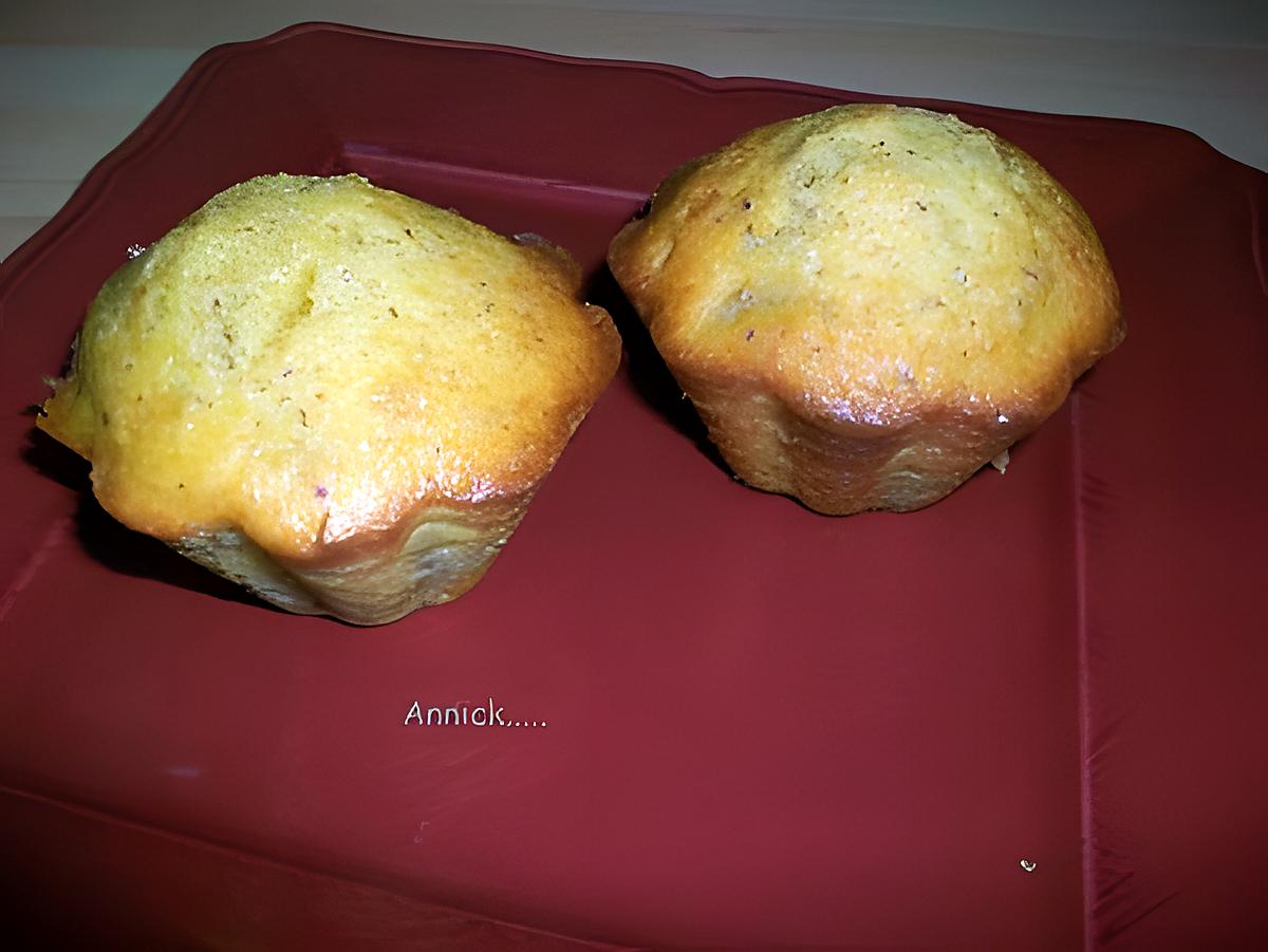 recette minis-cakes aux abricots secs et poudre de noisette.