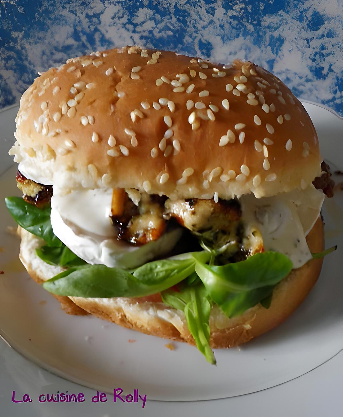 recette Burger poulet, chèvre, miel