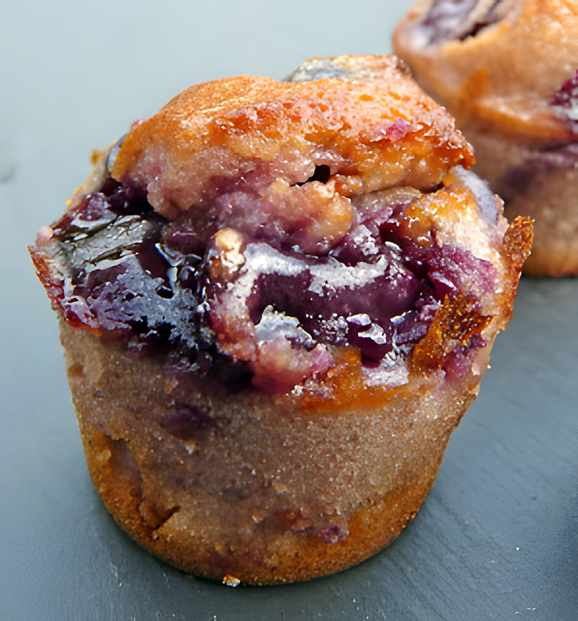 recette Financiers à la purée d'amandes et aux cerises