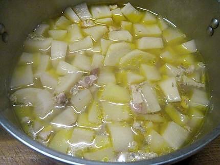 recette Soupe de radis noir et poitrine fraiche.