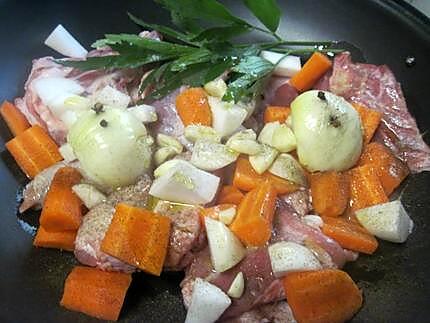 recette Coq au vin et aux légumes.