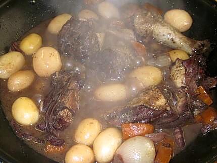 recette Coq au vin et aux légumes.