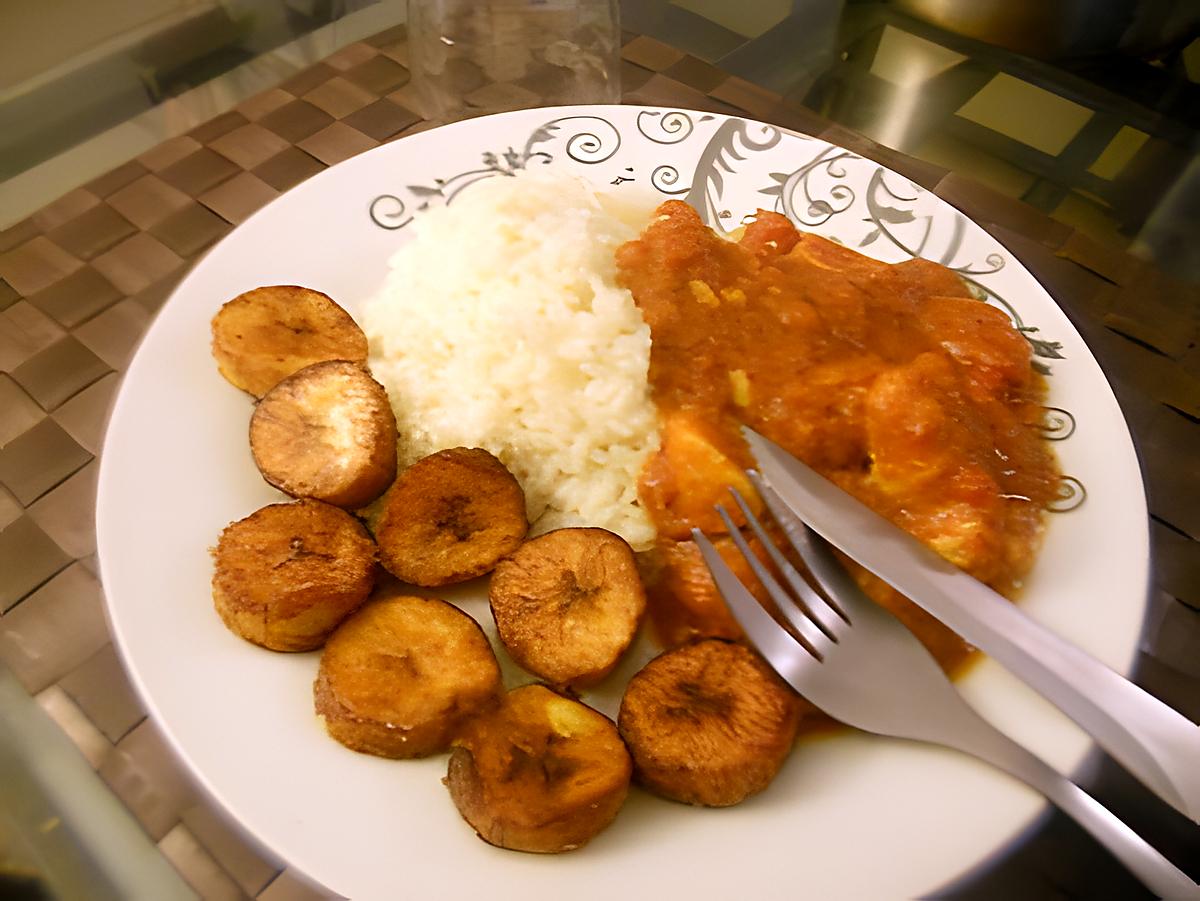 recette Blancs de poulet façon Colombo et bananes plantains