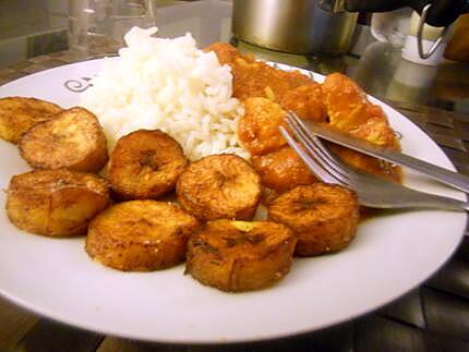 recette Blancs de poulet façon Colombo et bananes plantains