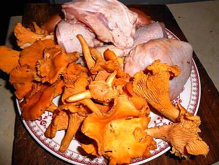 recette Cuisse de poulet a la creme et girolles