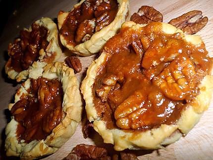 recette Tartelettes au noix de pécan et caramel au beurre salé