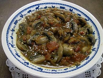 recette Champignons sauce tomates au vin.