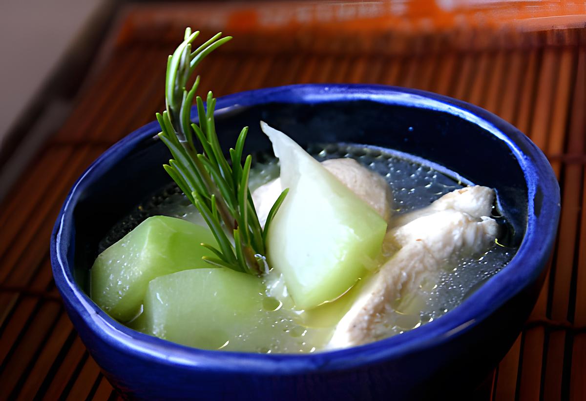 recette Soupe de poulet au gingembre et à la papaye verte