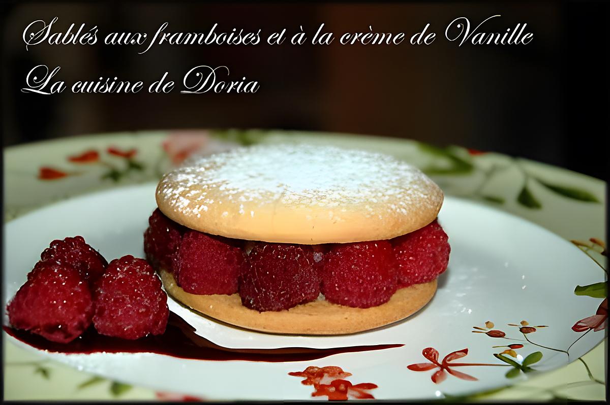 recette Sablés aux framboises et à la crème de Vanille