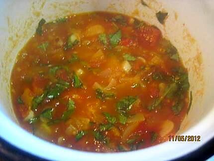 recette Blancs de calamars sautés. sauce tomates basilic.