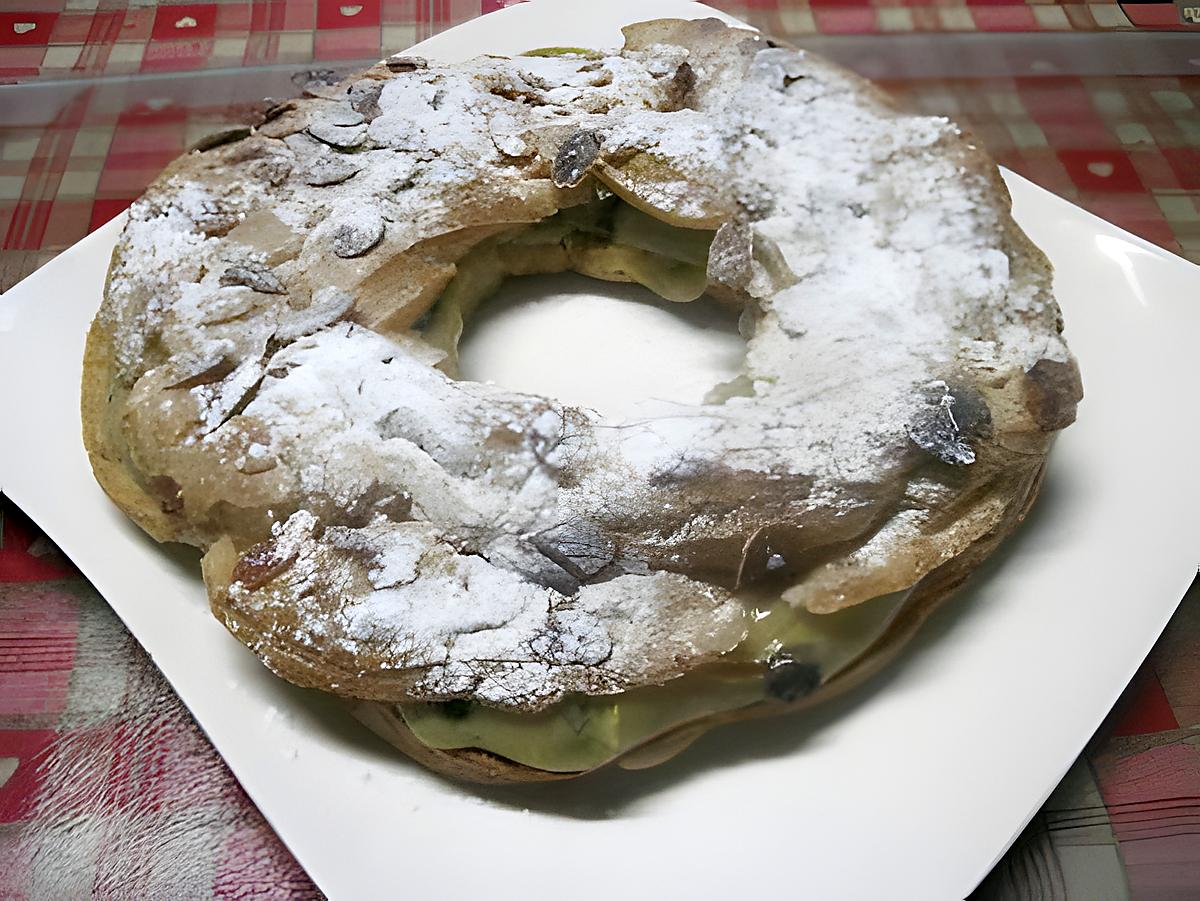 recette Couronne garnie de crème pâtissière.