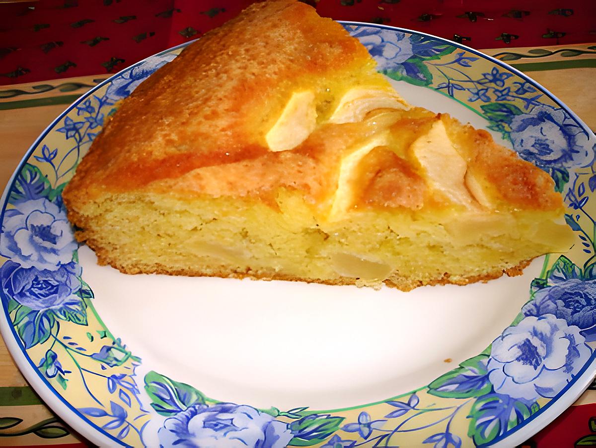 recette Gâteau moelleux aux amandes et aux pommes