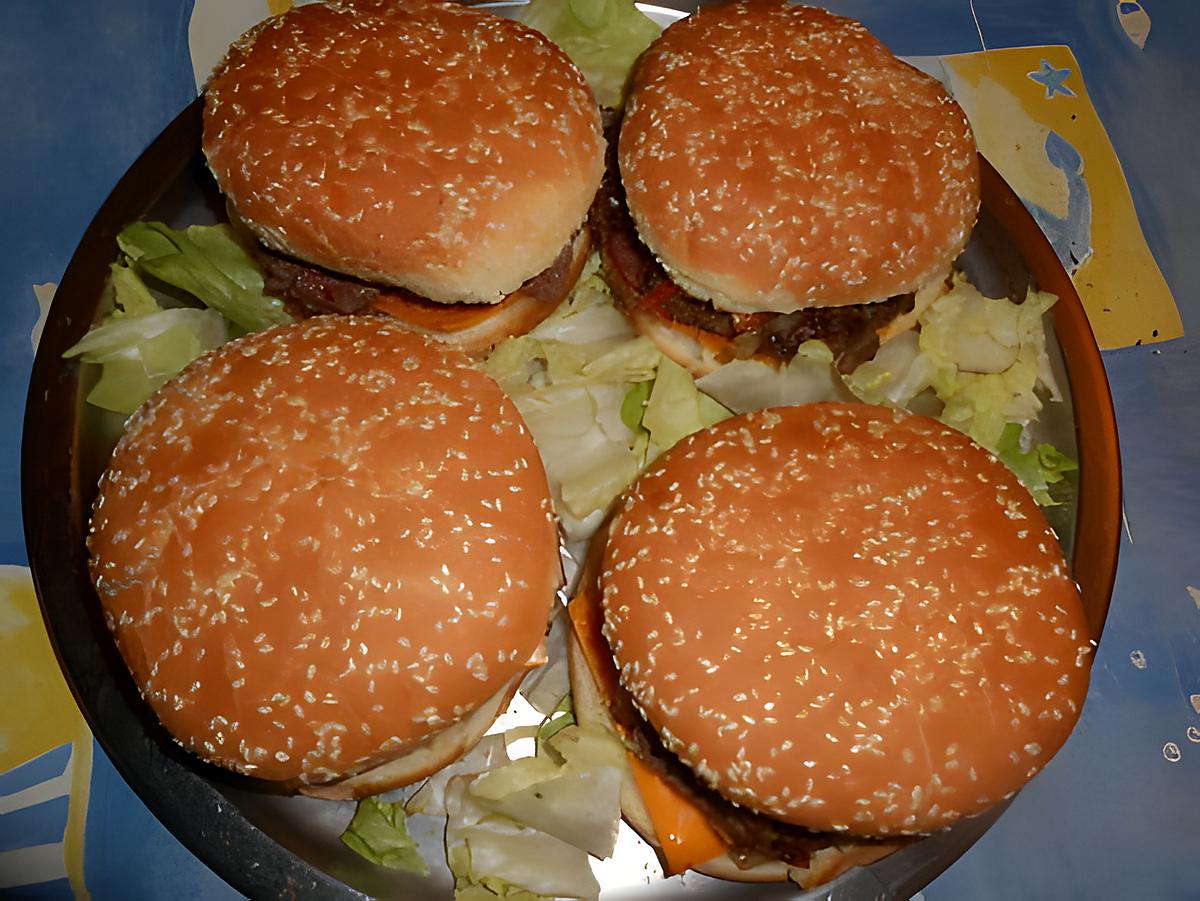 recette Cheseburger aux oignons frits