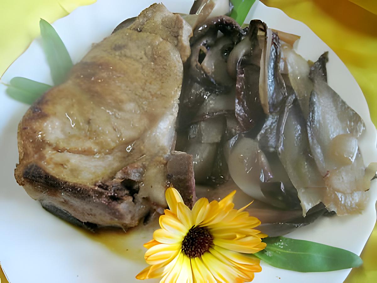 recette Côtelettes de veau aux endives rouges.