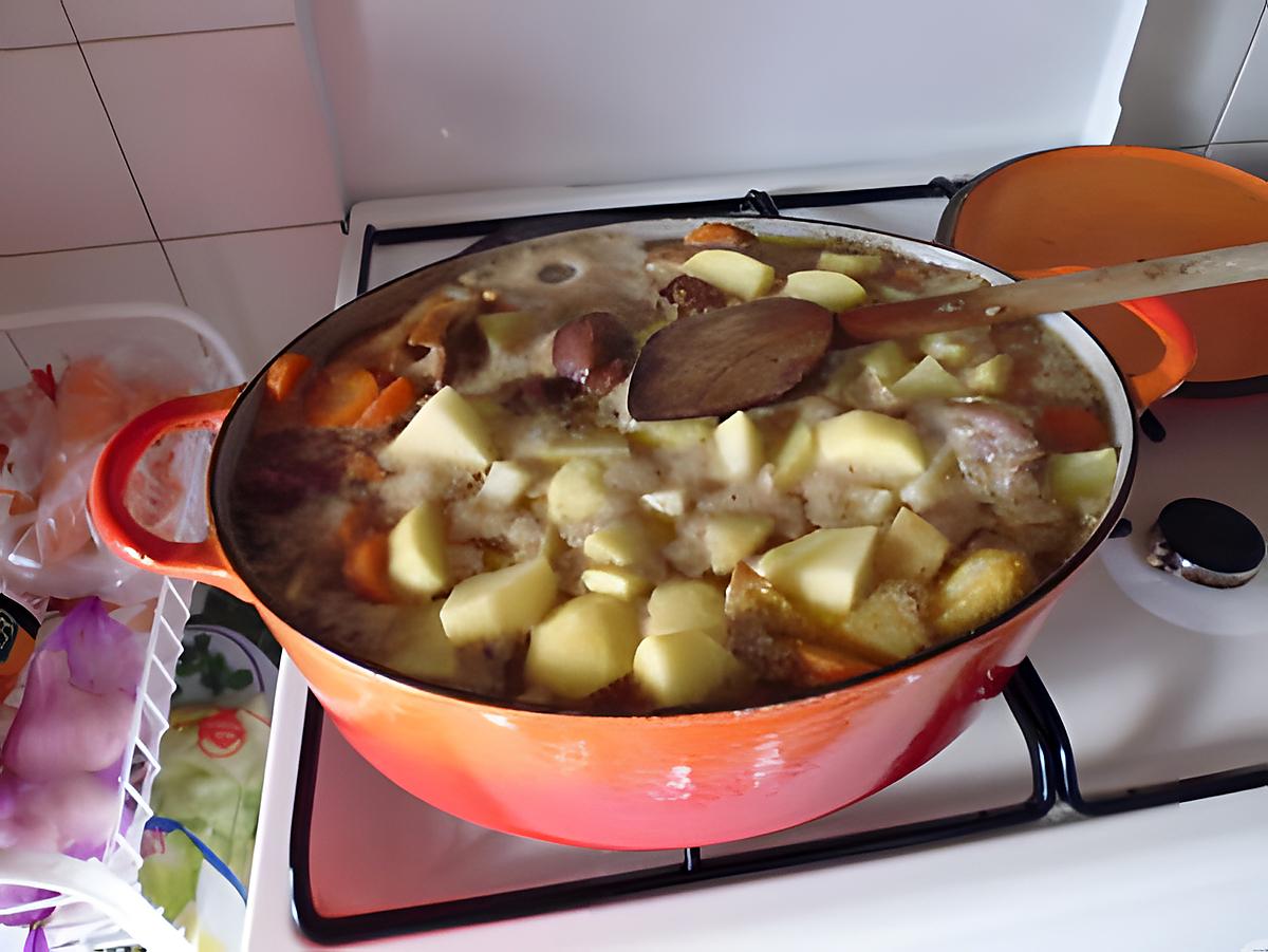 recette Sauté de poulet ( avant-cuisses, pilons, ailerons, gésiers, cœurs)
