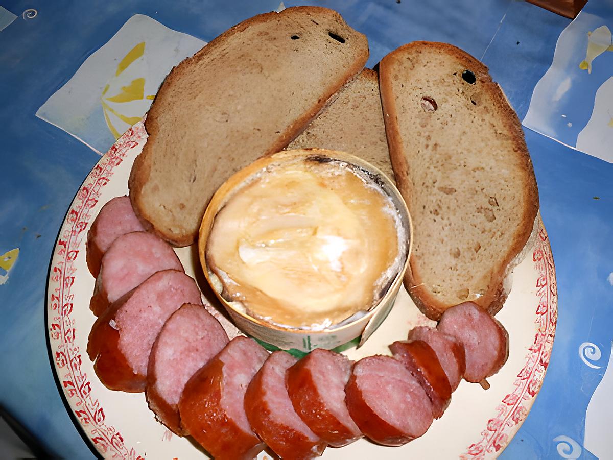 recette Fondue vacherin mont d or et saucisse de morteau