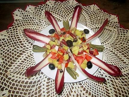 recette Entrée d'endives rouges et ses légumes.