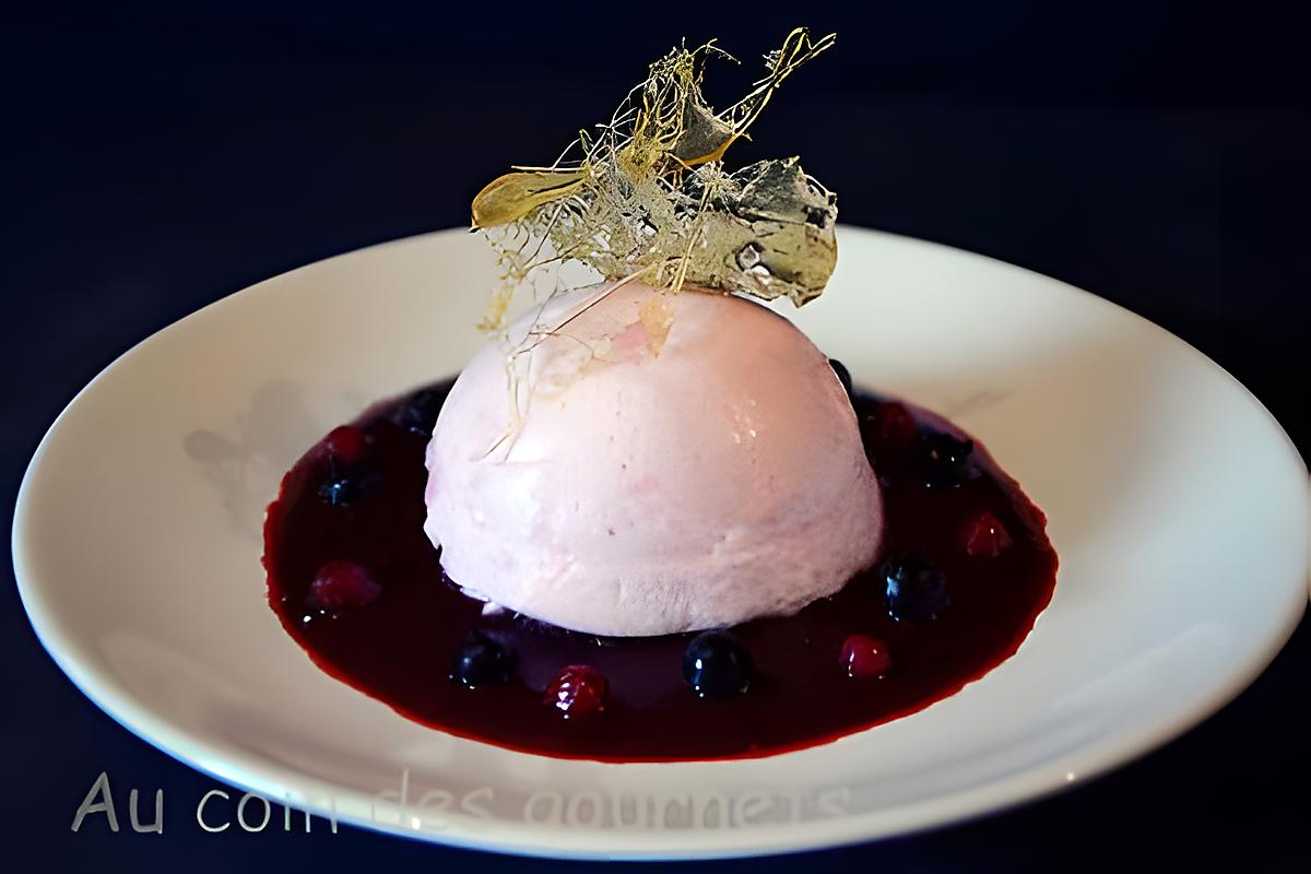 recette Oeufs à la neige/Sucre saveur framboise/coktail fruits rouges