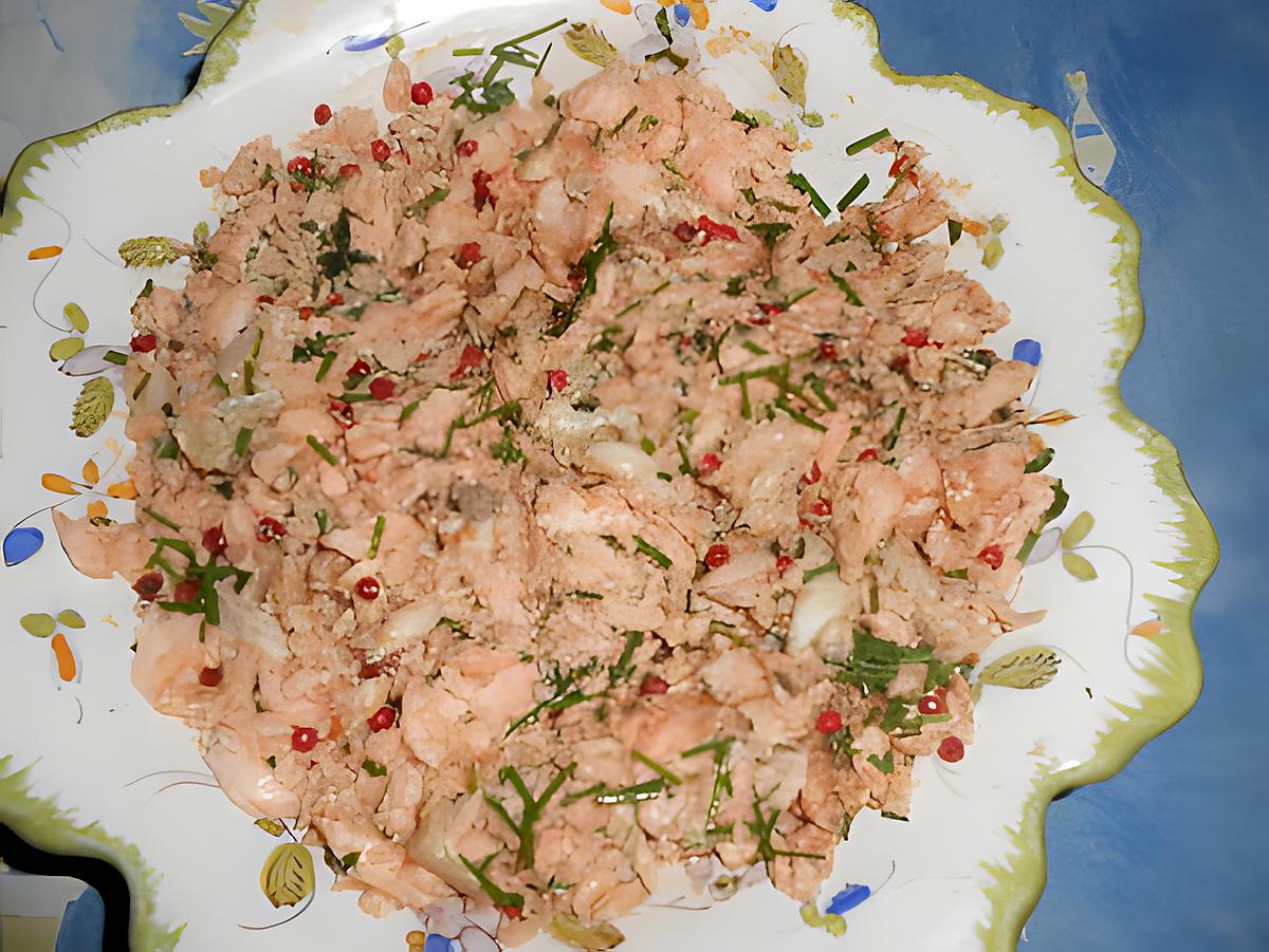 recette Salade de saumon aux baies roses