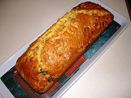 recette Cake aux pruneaux et aux lardons( de sophie dudemaine)