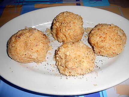 recette CROQUETTES  D'OEUFS  ET  POULET