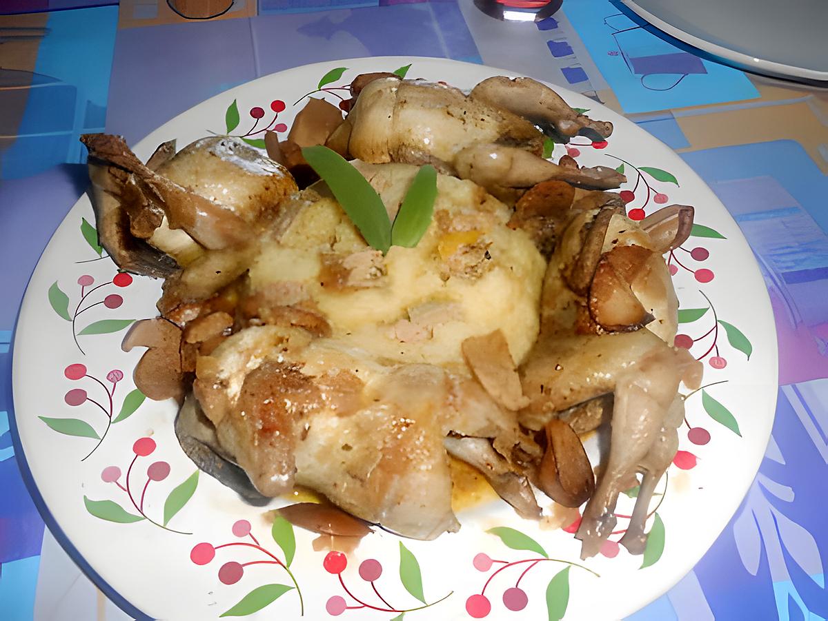 recette CAILLES  AUX  CEPES  ECRASEE DE POMMES DE TERRE  ET FOIE  GRAS