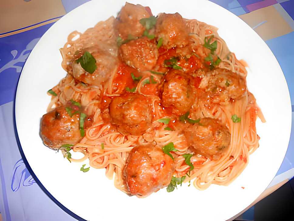 recette SPAGHETTI E POLPETTINE