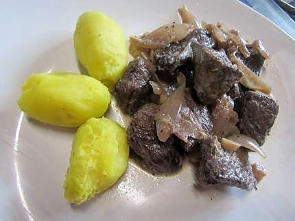 recette Sauté de boeuf à la crème fraiche. clous de girofle.