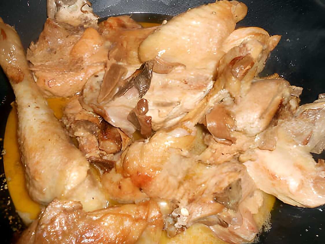 Recette de Chapon a la creme et aux cepes