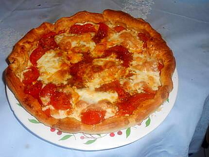 recette TORTA  POMODORINI  E  MOZZARELLA (TOMATES ET MOZZARELLA)