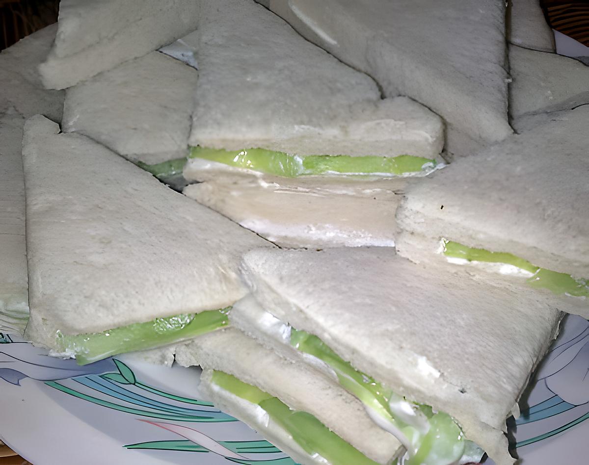 recette ~ Mini sandwichs au concombre ~