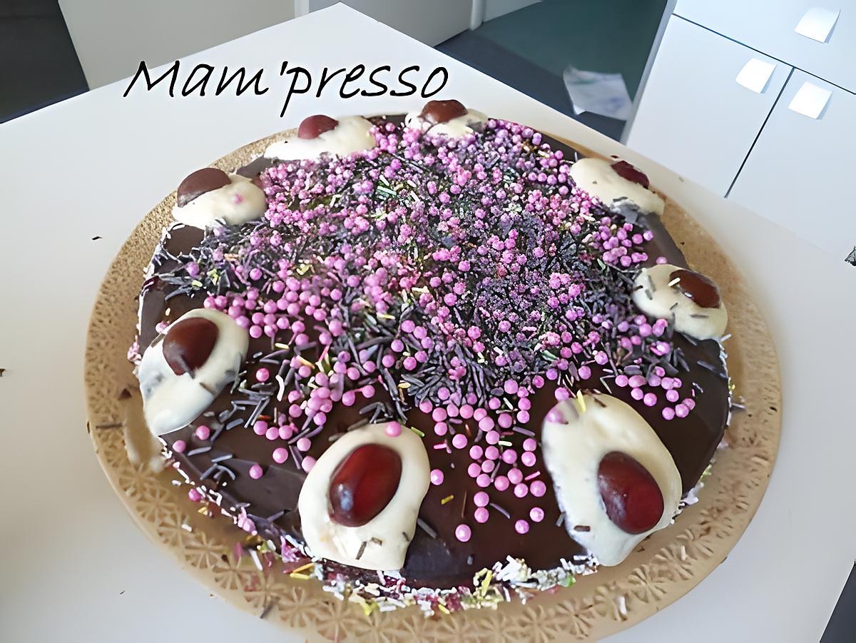 recette Gâteau façon forêt noire (gâteau d'anniversaire)