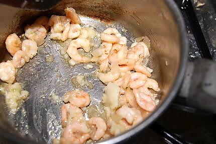 recette Saumon fumé/sauce crevettes/crevettes grillées