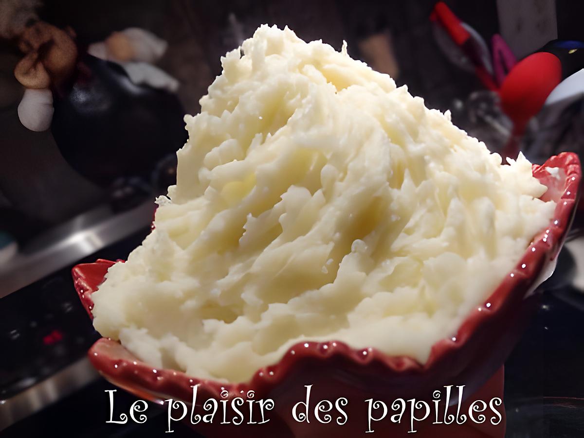 recette ~Purée de pommes de terre rouge à l'ail et au parmesan~