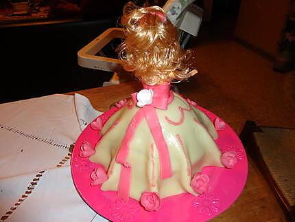 recette GATEAU D ANNIVERSAIRE"Barbie"de Jade ( 2ans)