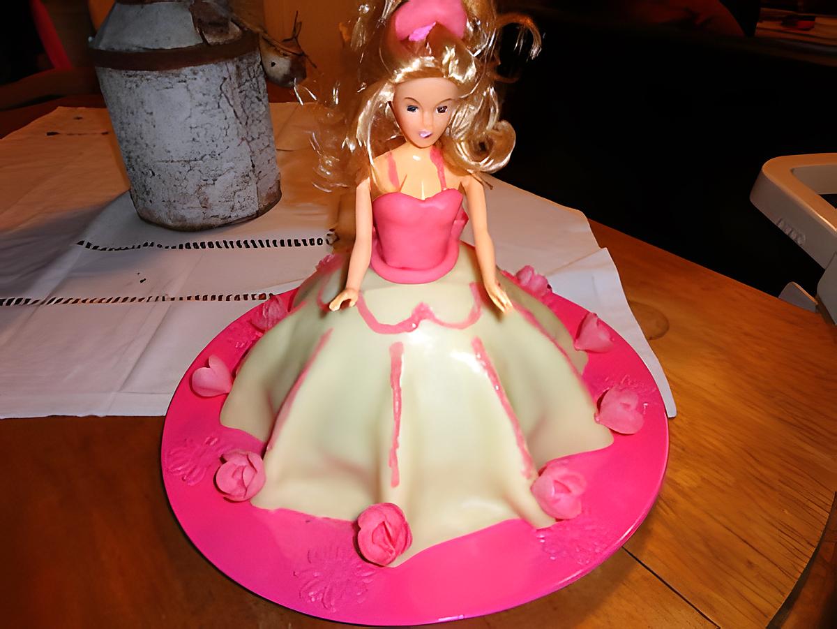 Gâteau anniversaire Barbie