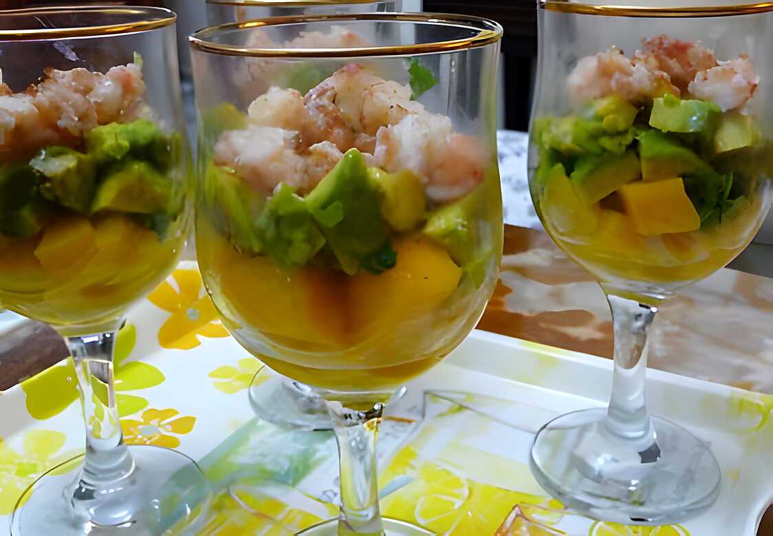 Recette de Verrine mangue/avocat/crevette