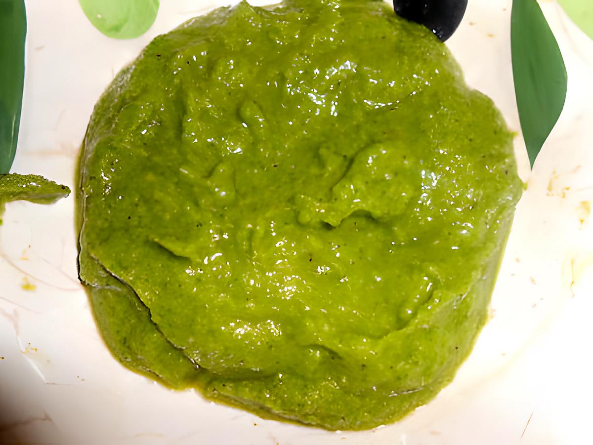 recette PESTO  SEDANO  E  MANDORLE  (Céleri et amandes)