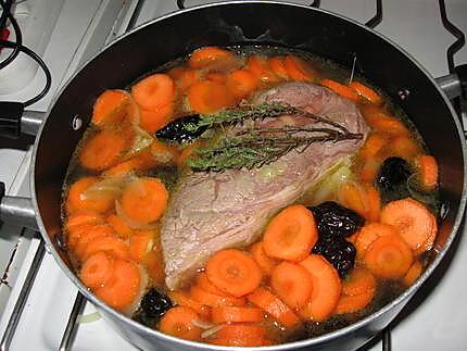 recette Boeuf braisé, carottes et pruneaux
