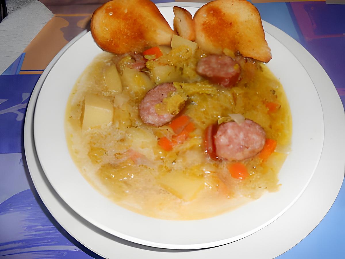 recette SOUPE AU CHOU  ET  MONTBELIARD