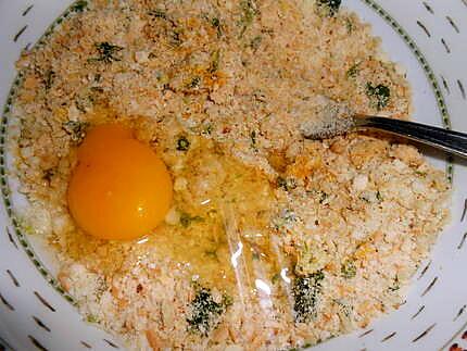 recette POLPETTINE  DI   PANE  IN  BRODO (boulettes de pain au bouillon)